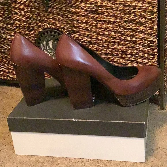 Trouvé Dark Chocolate Leather Platform Heels - Picture 3 of 8